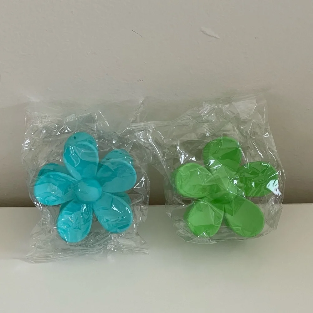 Large Flower Hair Accessories Claw Hair Clips Set of 2 Green & Teal Blue
